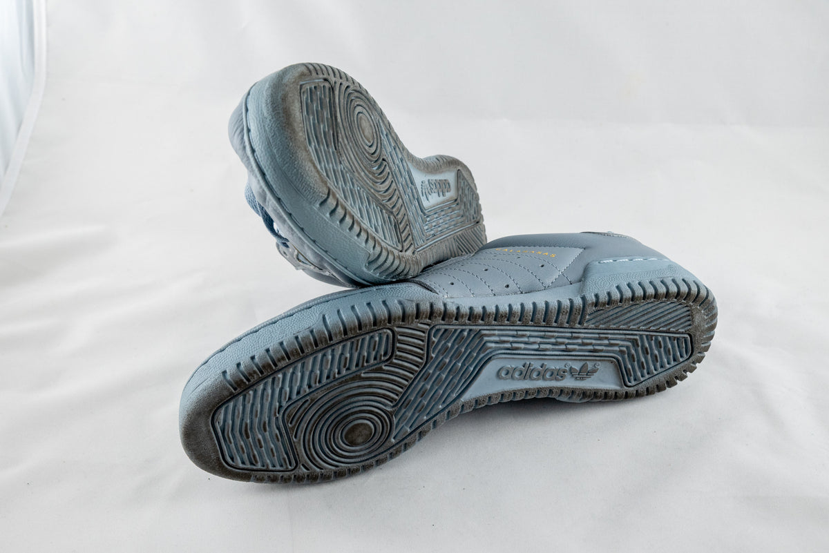 yeezy powerphase blue