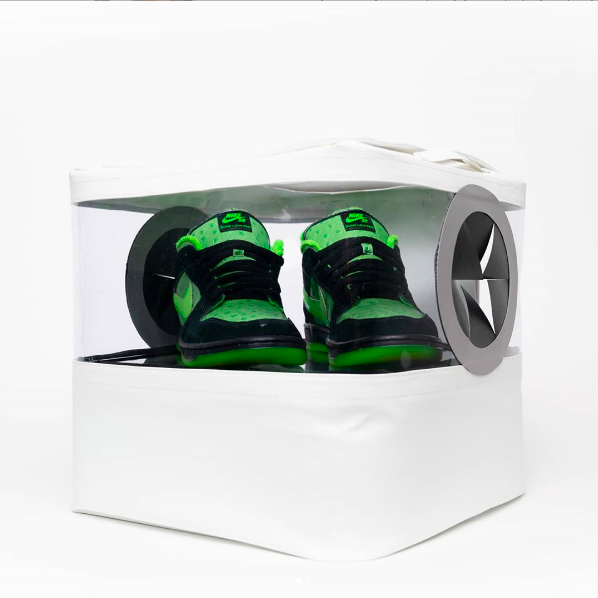 nike sb dunk low stay home